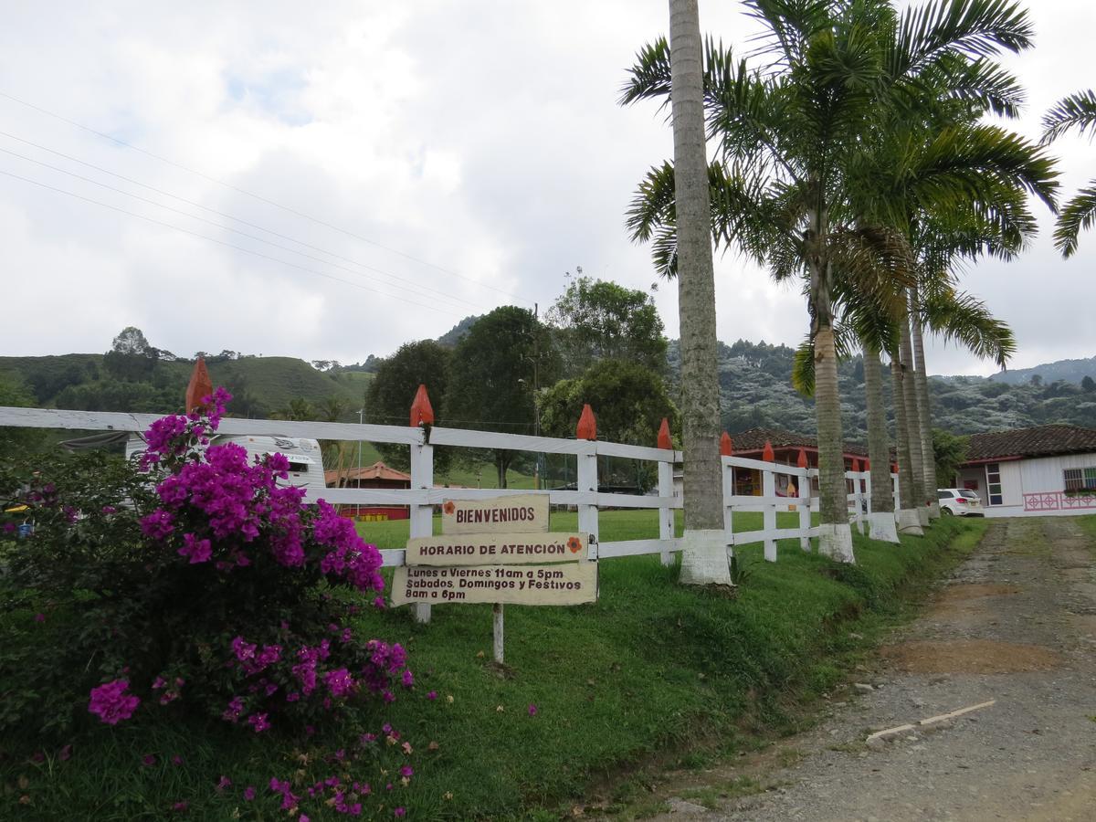 Finca Recreacional Marcelandia Santa Rosa de Cabal Extérieur photo
